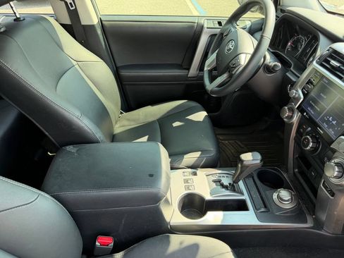 Used 2024 Toyota 4Runner TRD Sport w/ Technology Package AWD/4WD image 14