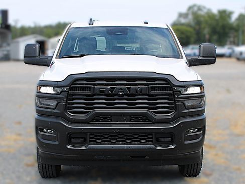 Used 2026 RAM 2500 Tradesman w/ Bed Convenience Group AWD/4WD image 8