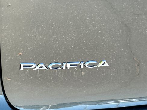 New 2027 Chrysler Pacifica Select FWD image 27