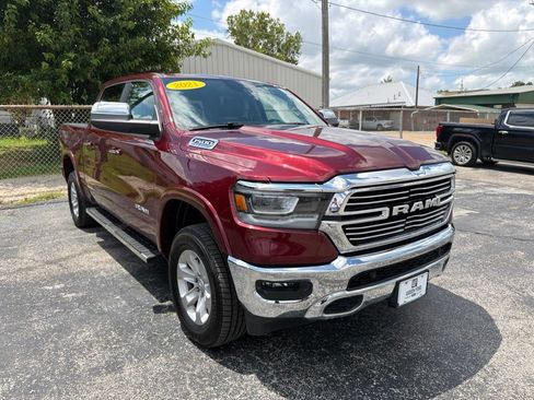 Used 2021 RAM 1500 Laramie AWD/4WD image 4