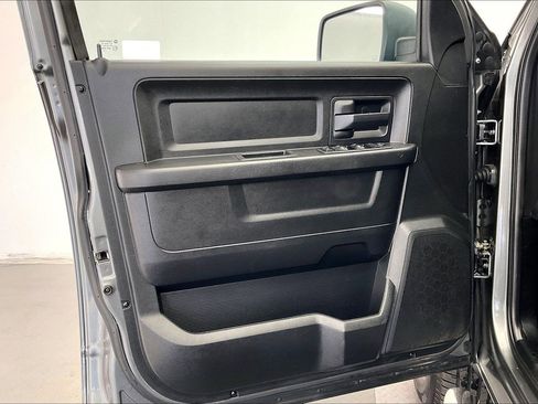 Used 2013 RAM 2500 Tradesman w/ Chrome Appearance Group image 24