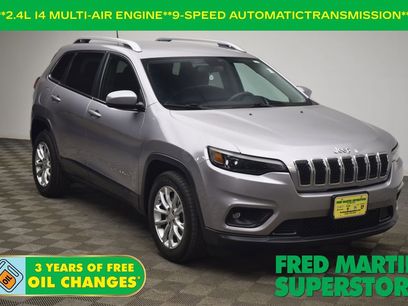 Used 2019 Jeep Cherokee Latitude w/ Popular Appearance Group