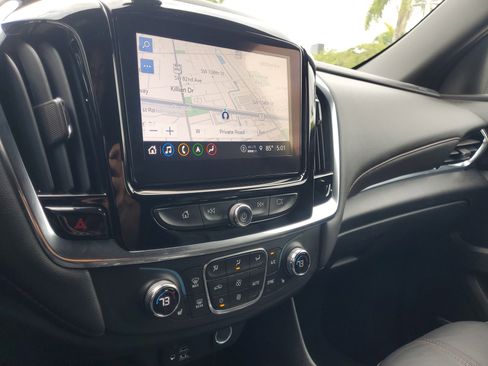 Used 2023 Chevrolet Traverse RS image 29