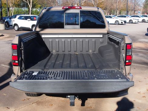 Used 2022 Nissan Frontier PRO-4X w/ Pro-4X Premium Package image 7