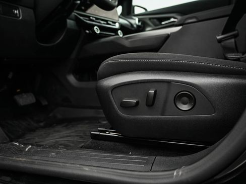 New 2026 Chevrolet Equinox EV LT image 16