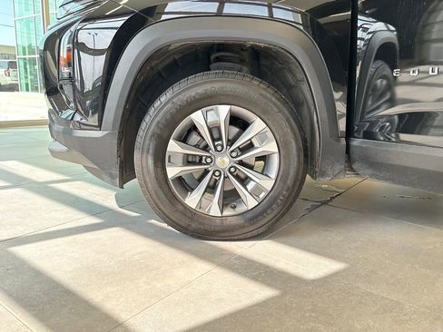 Used 2025 Chevrolet Equinox LT image 31