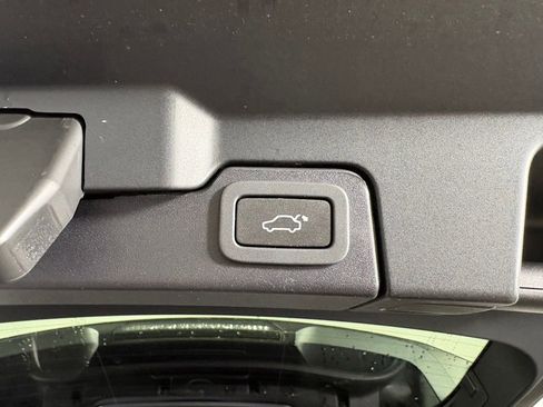 Used 2015 Land Rover Range Rover Evoque Pure Plus AWD/4WD image 31