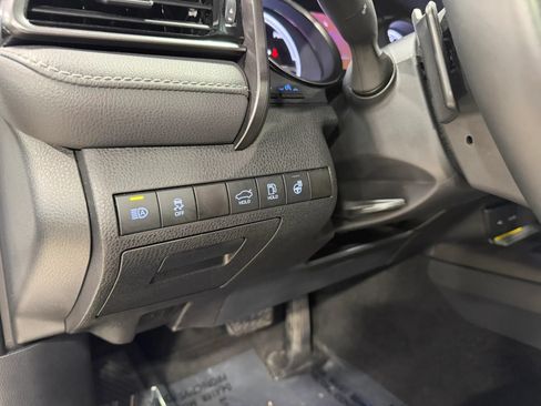 Used 2021 Toyota Camry XSE w/ Navigation Upgrade Package FWD image 14