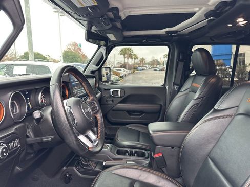 Used 2022 Jeep Gladiator Mojave w/ Trailer Tow Package image 19