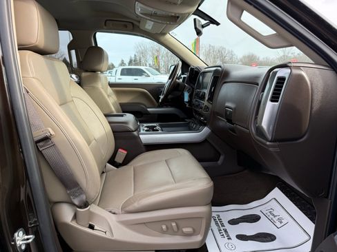 Used 2018 Chevrolet Silverado 1500 LTZ Z71 image 11