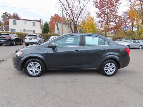 Used 2014 Chevrolet Sonic LT image 3