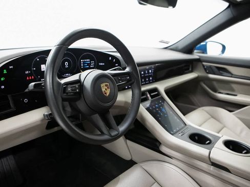 Certified 2023 Porsche Taycan 4 Cross Turismo image 4