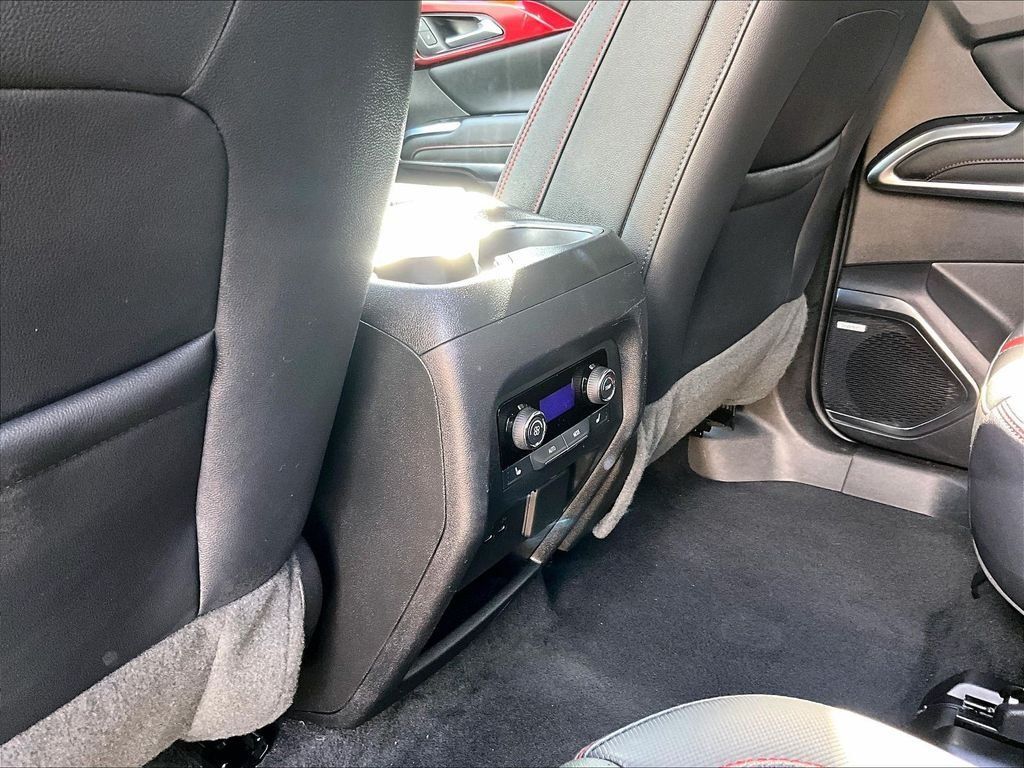 Used 2024 Chevrolet Traverse RS w/ LPO, Floor Liner Package AWD/4WD image 23