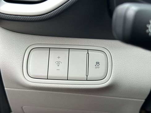 New 2026 Hyundai Venue SEL FWD image 29