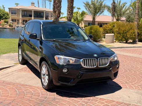 Used 2017 BMW X3 sDrive28i RWD image 11