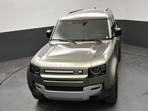 Used 2024 Land Rover Defender 110 S image 25