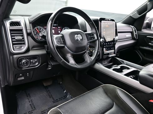 Used 2023 RAM 1500 Laramie AWD/4WD image 13