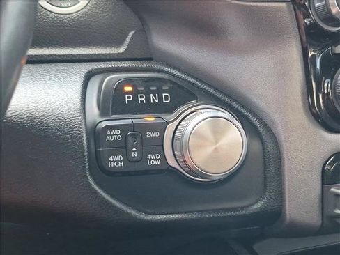 Used 2022 RAM 1500 Laramie AWD/4WD image 11