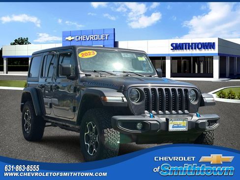 Used 2023 Jeep Wrangler Unlimited Rubicon 4xe w/ Cold Weather Group AWD/4WD image 2