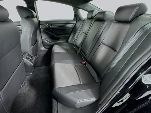 Certified 2022 Honda Accord Sport image 24