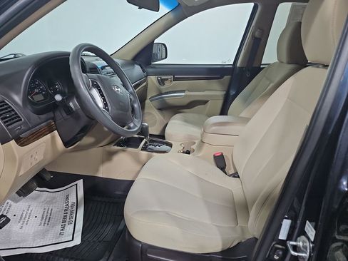 Used 2011 Hyundai Santa Fe GLS image 10