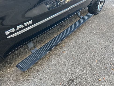 Used 2019 RAM 1500 Limited w/ Advanced Safety Group image 15