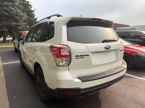 Used 2018 Subaru Forester 2.5i Premium w/ Protection Package #1 AWD/4WD image 2