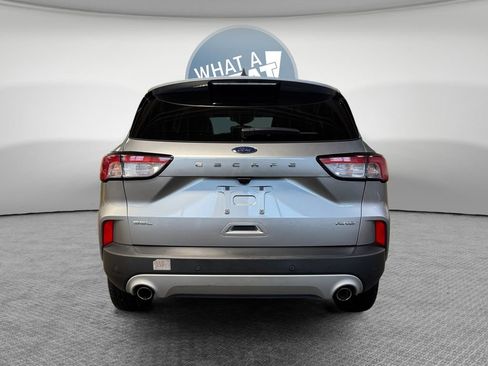 Certified 2022 Ford Escape SEL w/ Technology Package AWD/4WD image 5