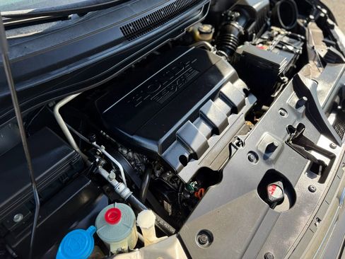 Used 2013 Honda Odyssey Touring Elite image 19