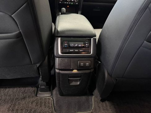 Used 2022 Subaru Ascent Onyx Edition AWD/4WD image 30