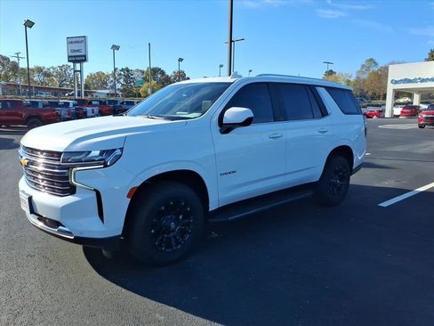 Used 2022 Chevrolet Tahoe LT image 3