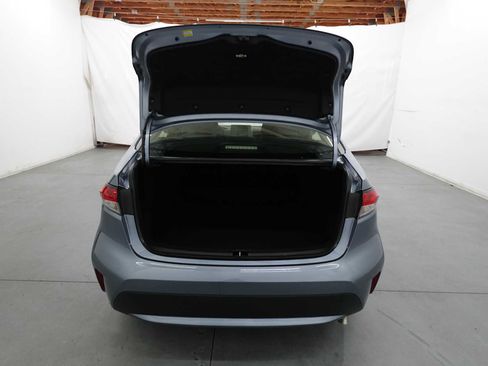 Used 2020 Toyota Corolla LE image 28