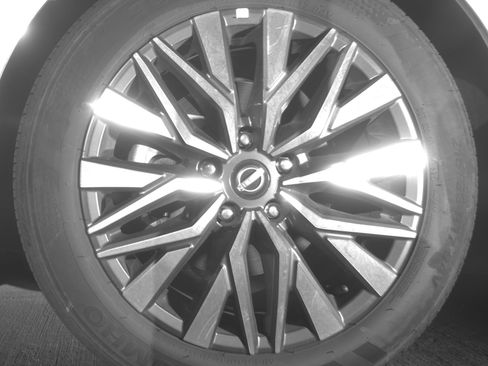 Used 2025 Nissan Altima 2.5 SV image 12