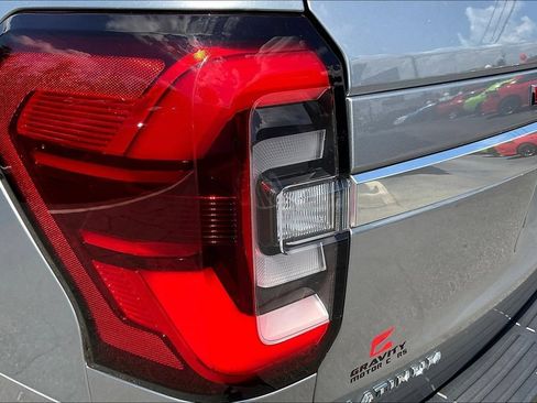 Used 2024 Ford Expedition Max Platinum AWD/4WD image 23