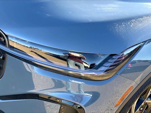 New 2026 Lincoln Nautilus Premier w/ Jet Appearance Package image 13