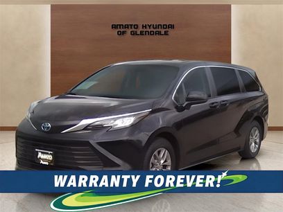 Used 2023 Toyota Sienna LE