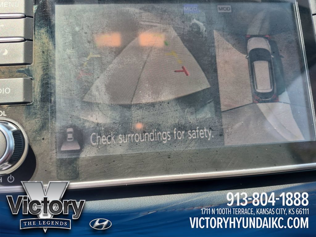 Used 2019 Nissan Kicks SR FWD image 19