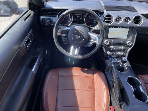 Used 2017 Ford Mustang GT Premium w/ GT Performance Package image 20