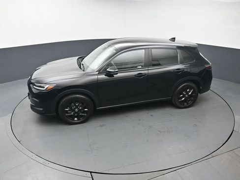 Certified 2024 Honda HR-V Sport image 36