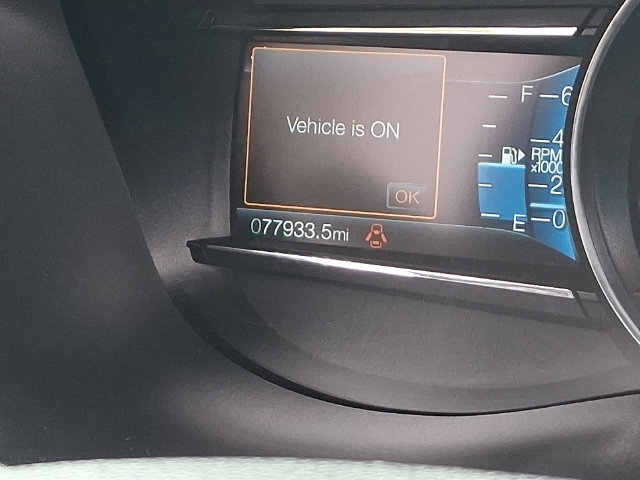 Used 2019 Ford Explorer XLT w/ Equipment Group 202A AWD/4WD image 6