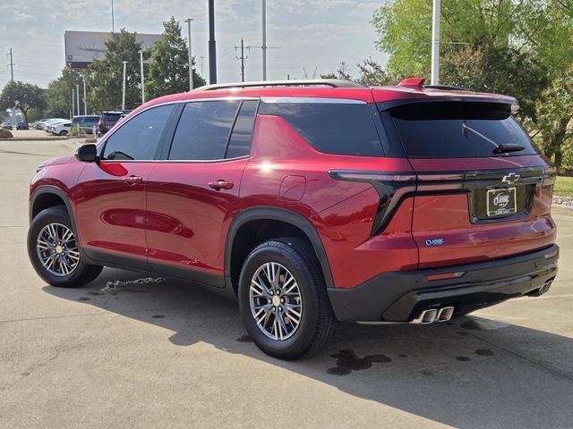 Used 2026 Chevrolet Traverse LT FWD image 4