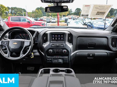 Used 2023 Chevrolet Silverado 2500 Custom w/ Custom Value Package image 29