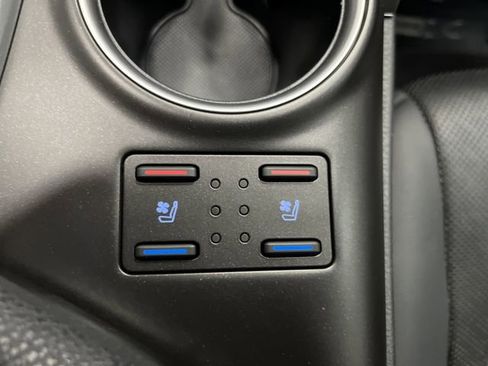 Used 2023 Toyota Camry XLE image 8