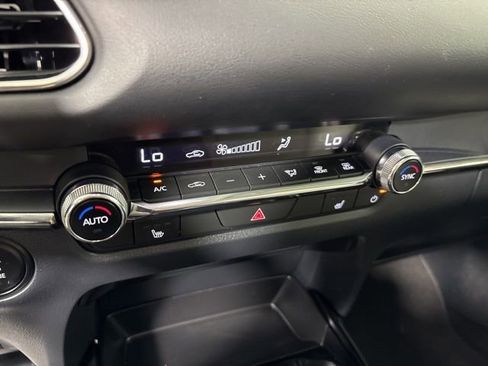 Used 2025 MAZDA CX-30 AWD 2.5 S w/ Preferred Package image 27