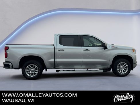 Used 2022 Chevrolet Silverado 1500 RST AWD/4WD image 6