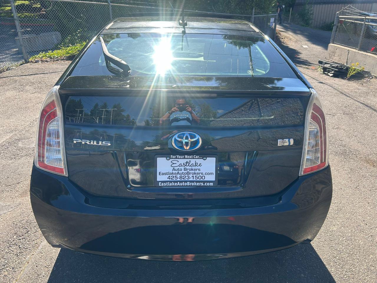 Used 2013 Toyota Prius Four w/ Deluxe Solar Roof Pkg FWD image 6
