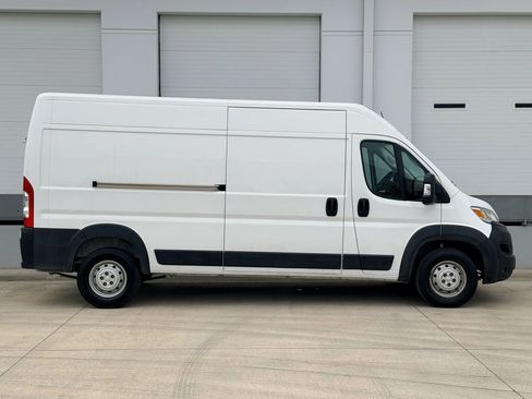 Used 2023 RAM ProMaster 2500 FWD image 6