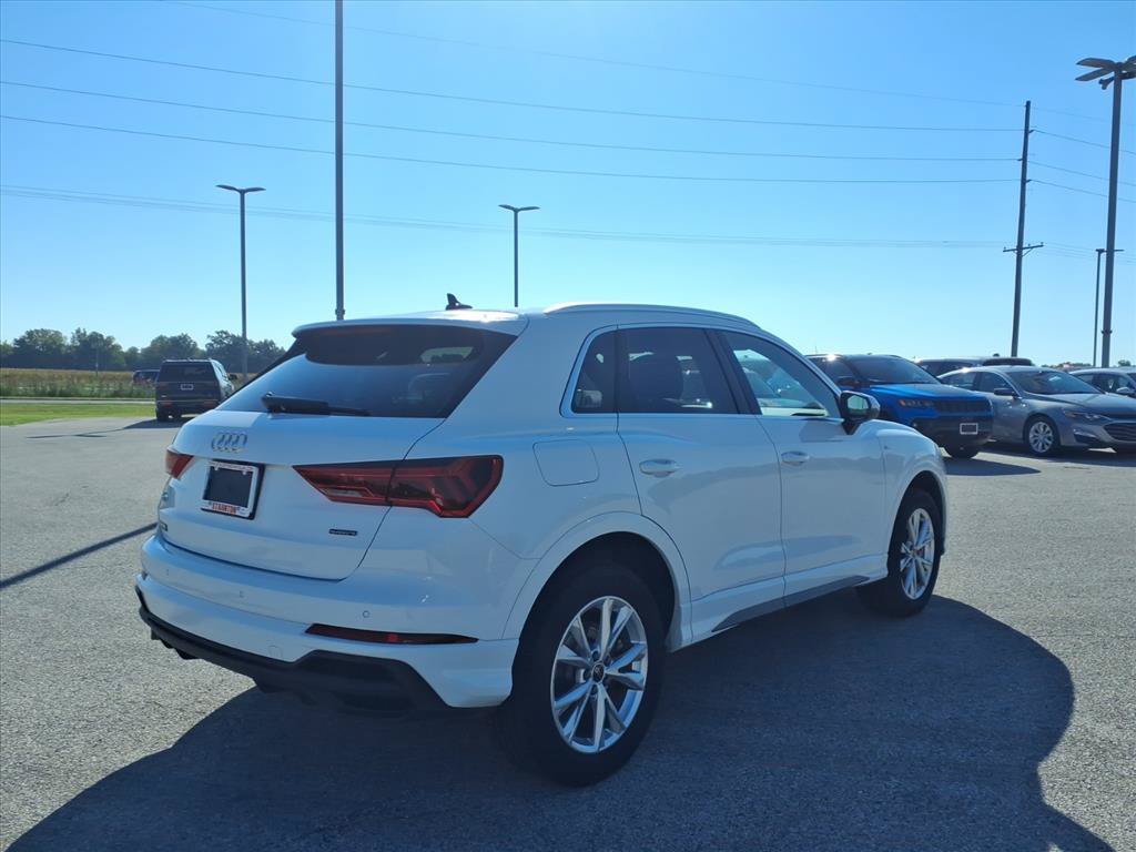Used 2025 Audi Q3 2.0T Premium AWD/4WD image 3