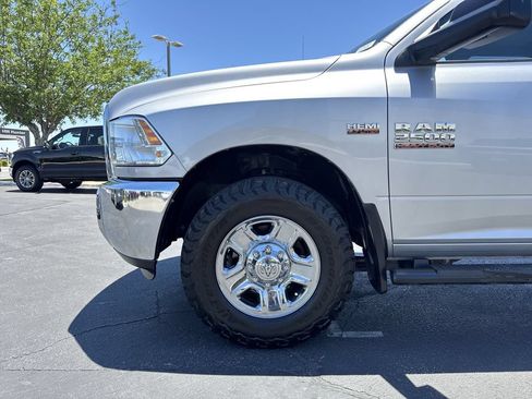 Used 2014 RAM 2500 SLT RWD image 18