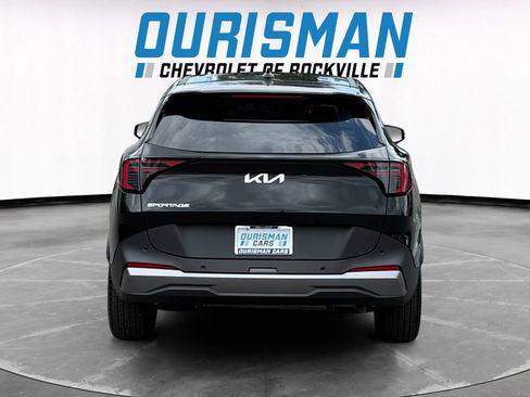 Used 2026 Kia Sportage EX FWD image 5